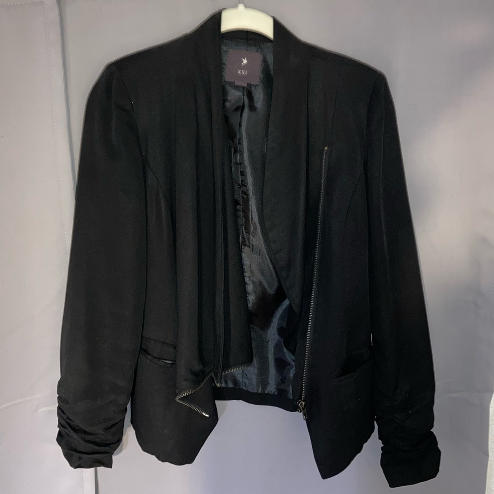 Forever 21 Black Waterfall Slouch Zipper Jacket